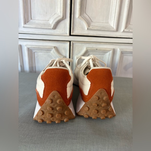 New Balance 327 Sneaker Sea Salt/Rust Oxide Suede NWOT Size 10 Women’s - Picture 9 of 14